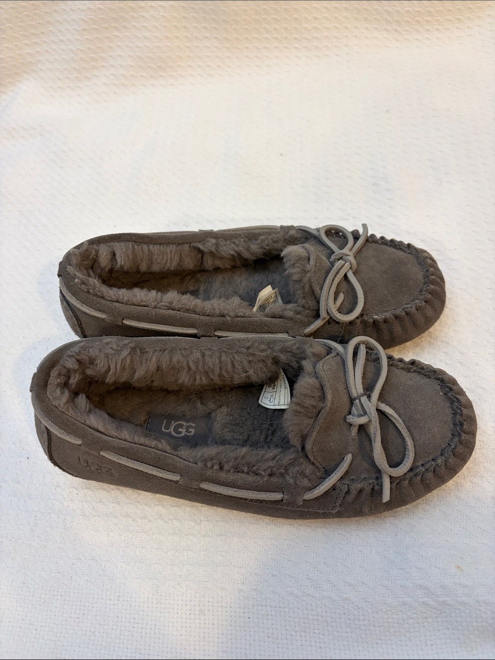 UGG Bella II Charcoal Suede Wool Blend Moccasin Slippers Size 7 Cabin Lounge